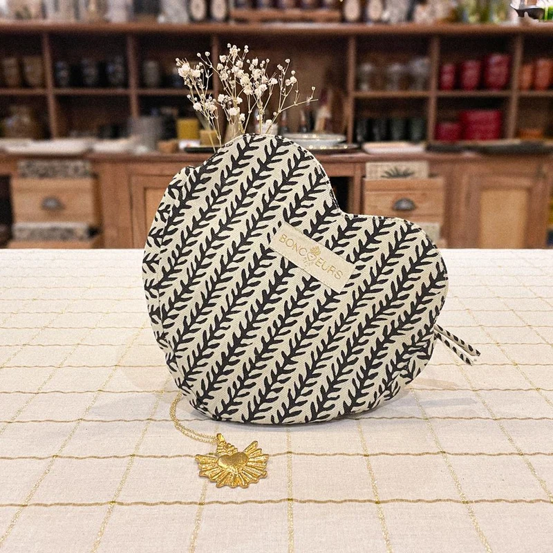 Trousse épine
