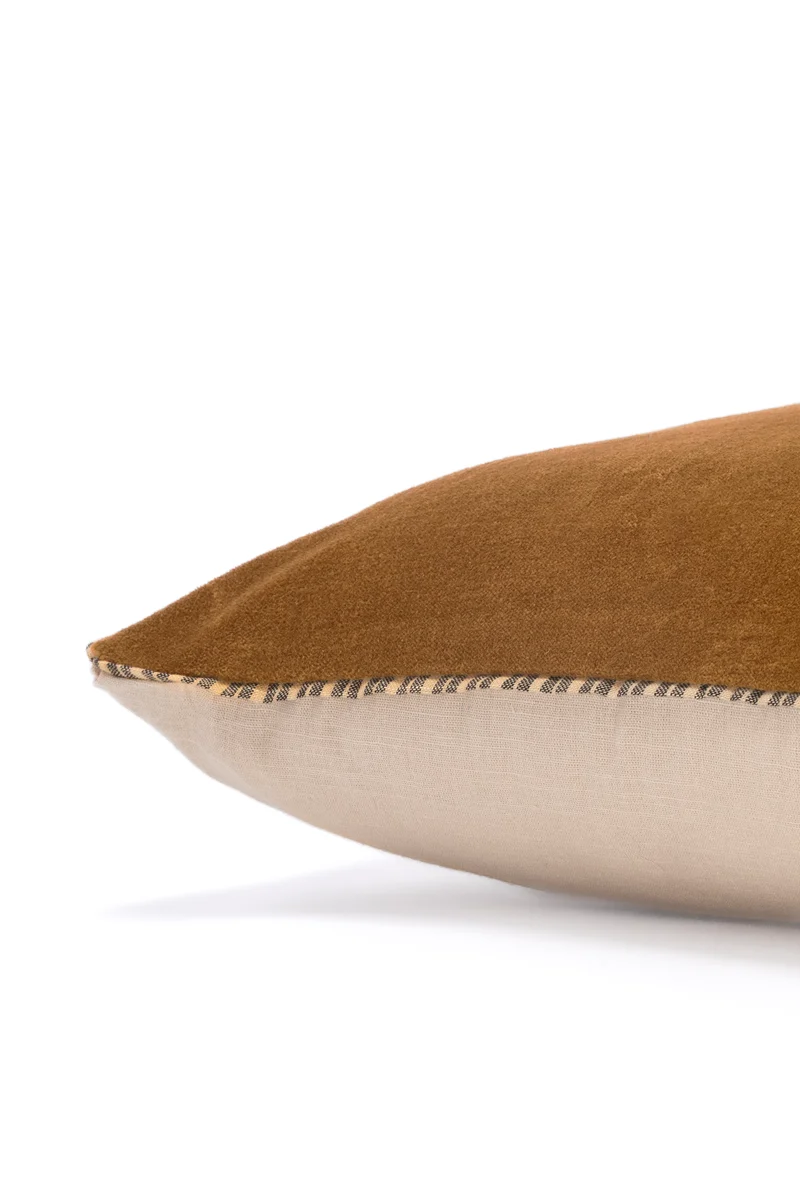 Coussin velours bronze