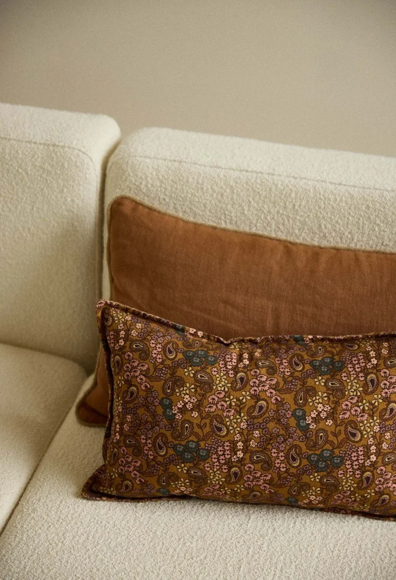 Coussin arabesque tabac