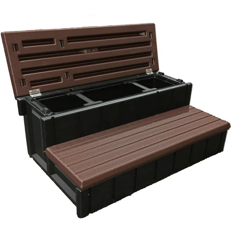 Marche de spa avec rangement